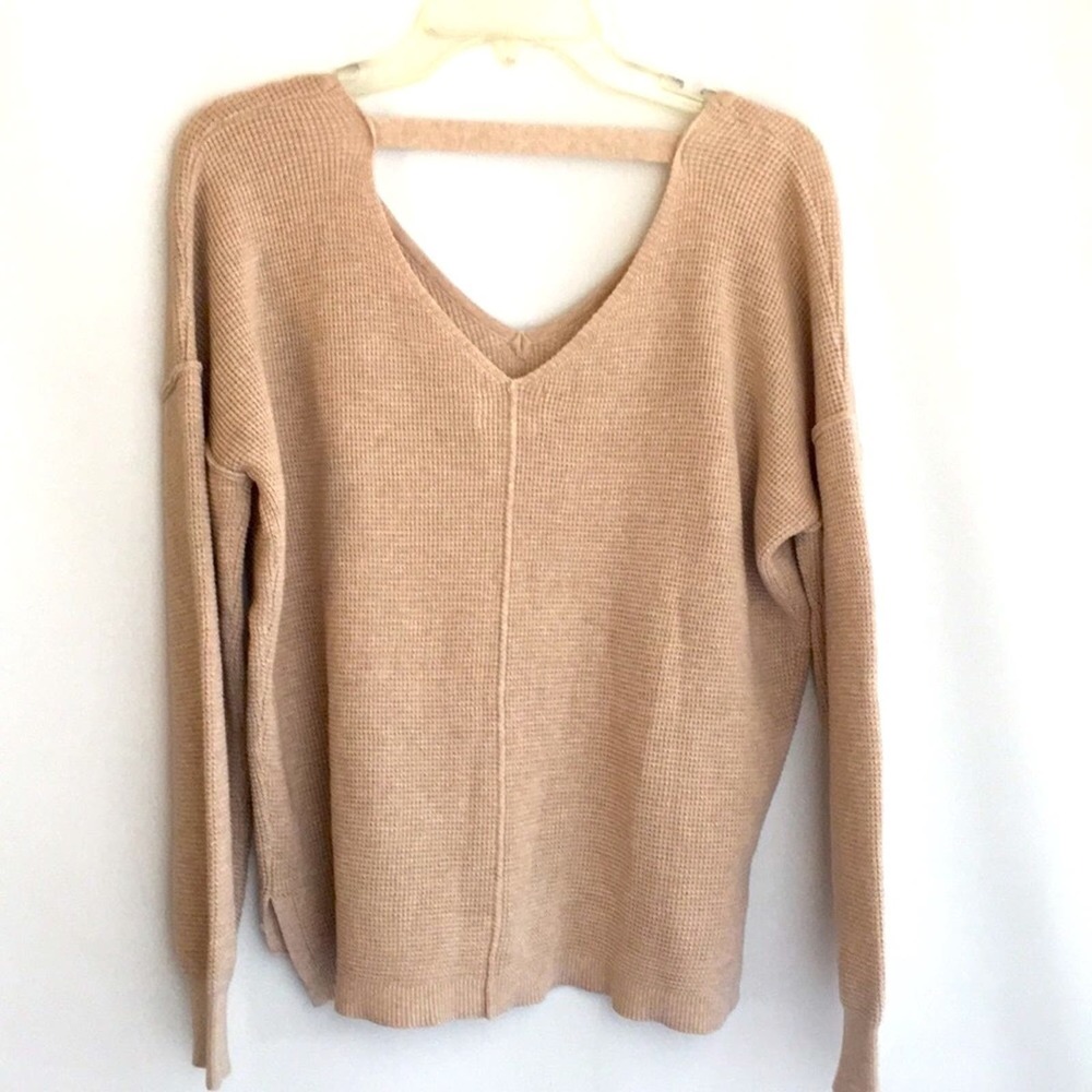 Tan Hippie Rose' tan, wrinkle-free, hand-wash, stylish top-blouse size large